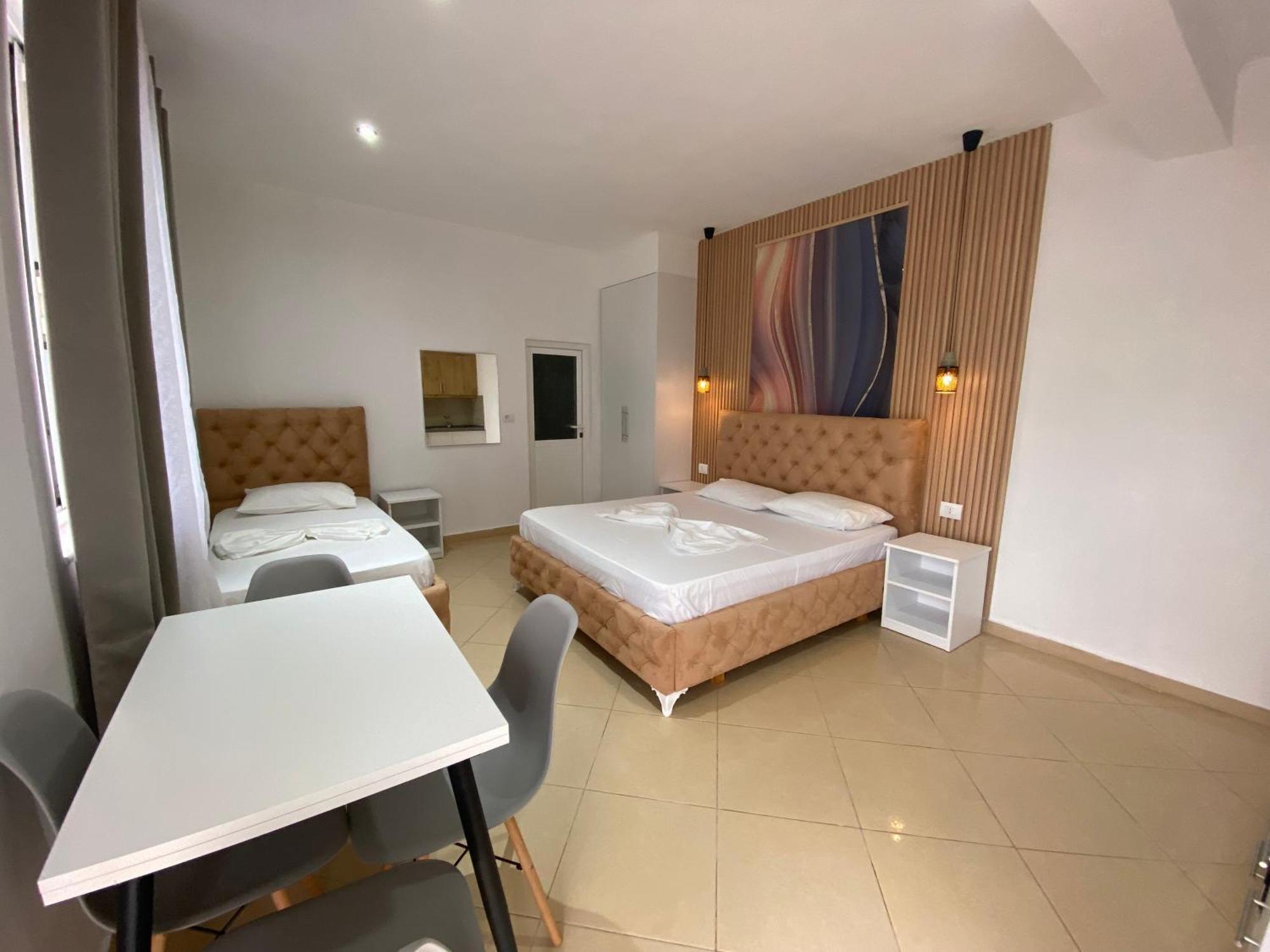 Floban & Mirdar Koshi Apartment Sarande
