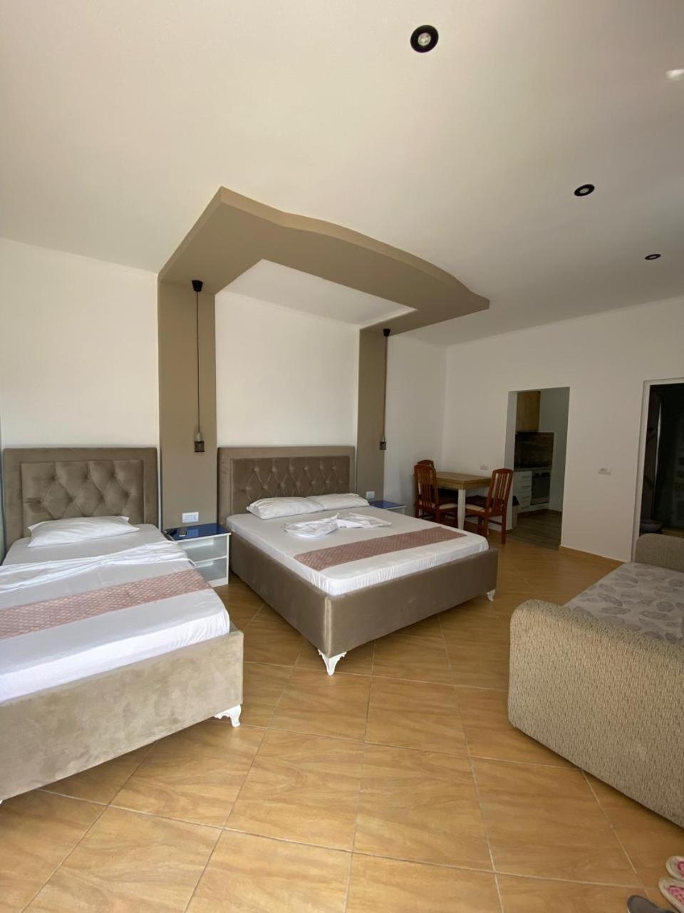 Apartment Floban & Mirdar Koshi *