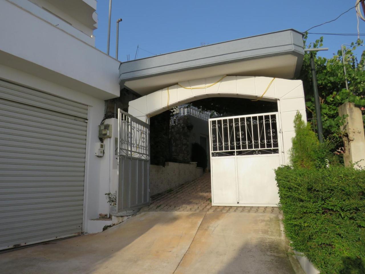 Floban & Mirdar Koshi Sarande