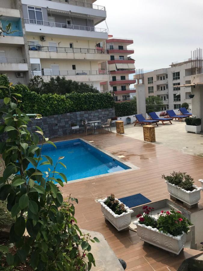 Apartament Floban & Mirdar Koshi