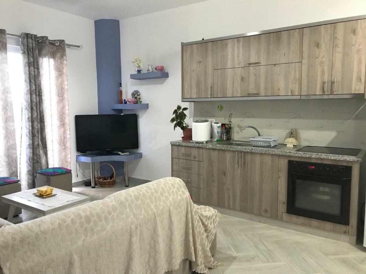 Floban & Mirdar Koshi Apartament Saranda